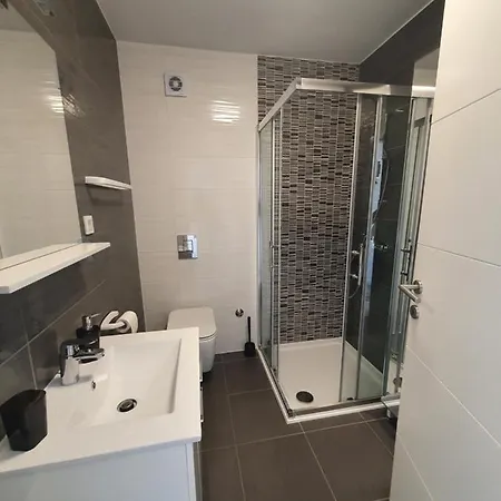 Sunic Apartment Petrcane
